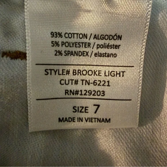 Carly Jeans Brooke Slim Straight Leg Jeans women’s sz 7 Light Wash stretch nwt - Picture 15 of 16